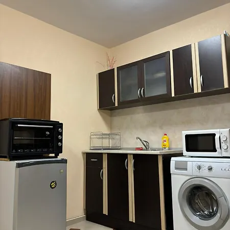 студио 3 Apartment
